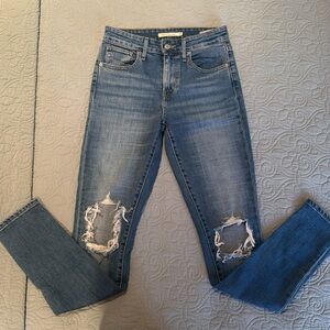 Levi 721 High Rise Skinny Jeans